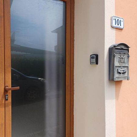 Taverna Rustica In Toscana ฟูเชคคิโอ ภายนอก รูปภาพ